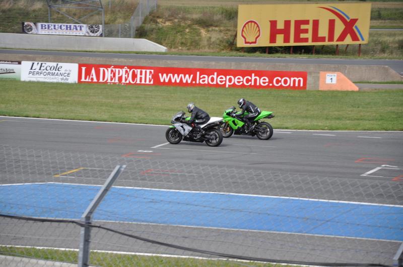 scolo polie laisse passer le jeune