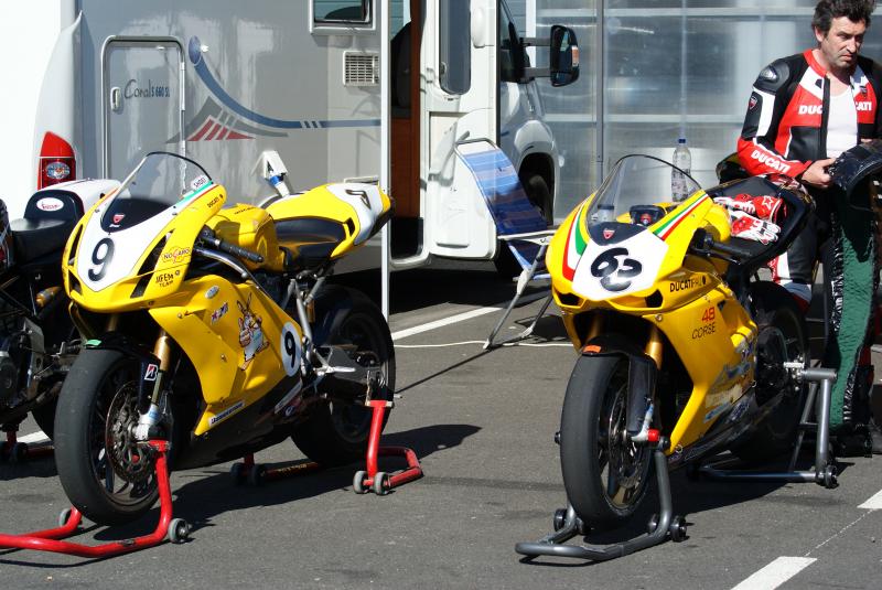 Ducati-999-1198S-1