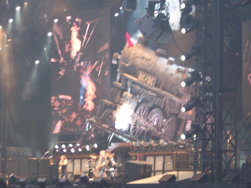 ACDC 018