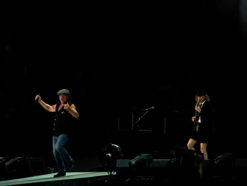 ACDC 069